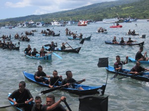 Prosesi Laut, rangkaian semana santa di Kota Larantuka, pada Hari Jumat Agung
